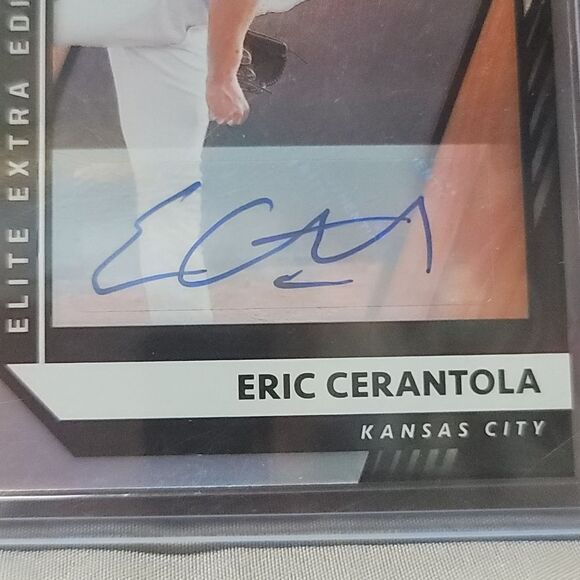 Eric Cerantola 2021 Panini Elite Extra Edition autographed holographic card #139 - Picture 4 of 13
